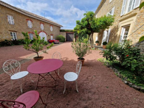 DOMAINE DES FRANCHISES - Beaujolais Village - Charme et authenticité au cœur des Pierres dorées